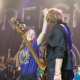 Tailei Stinger and bass player Jeff Pilson